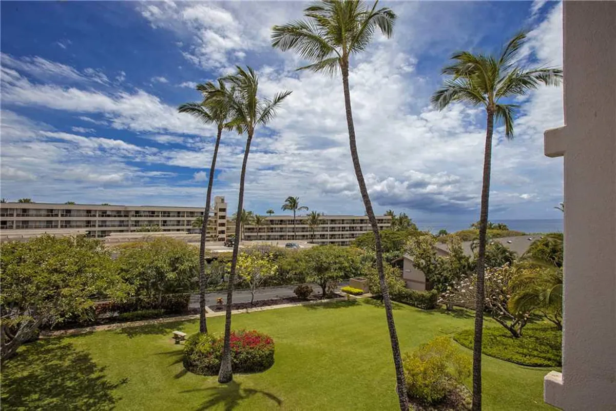 Image of Kihei Akahi D604