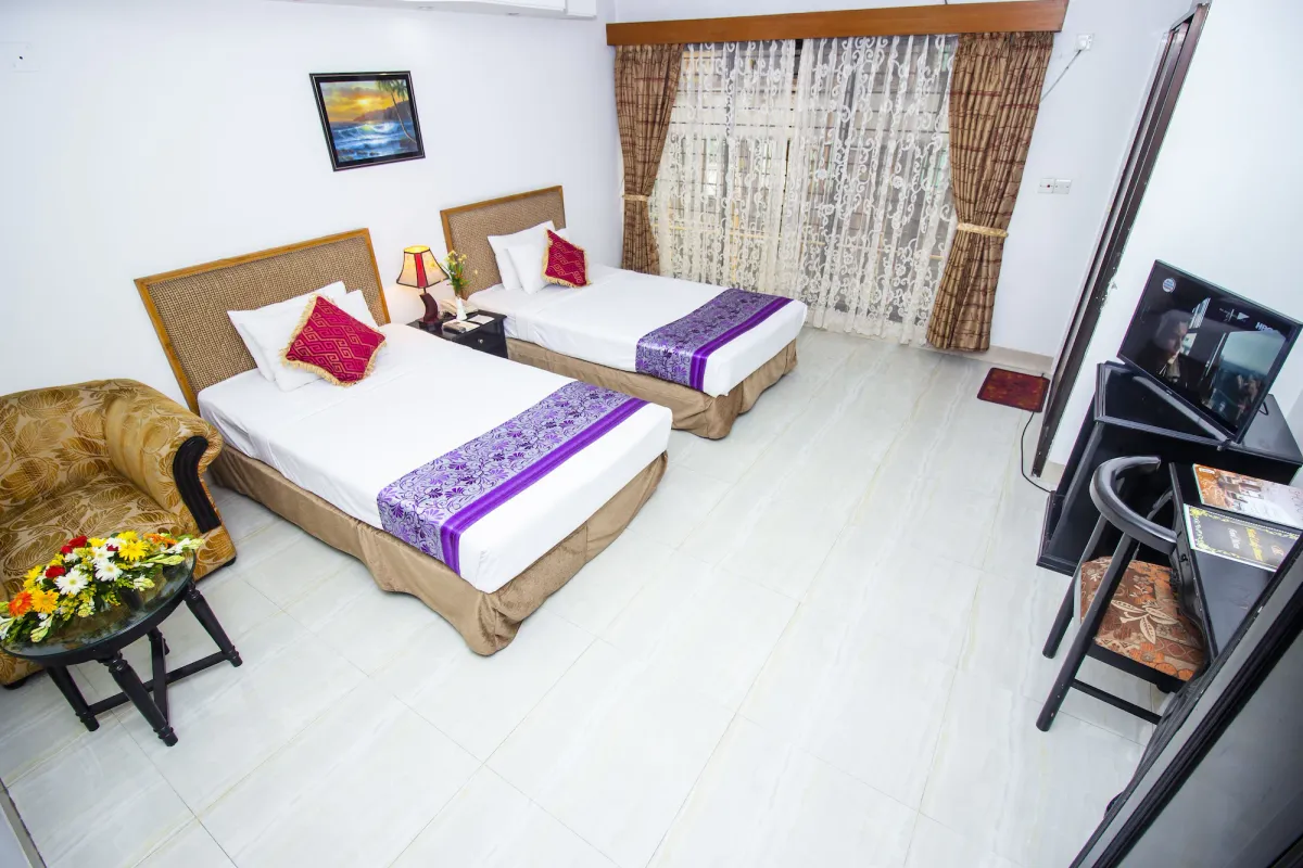 Image of Hotel Lake Breeze