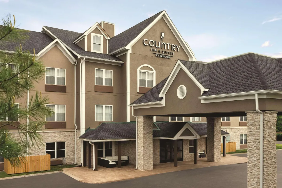 Image of Country Inn & Suites by Radisson, Nashville Airport East, TN