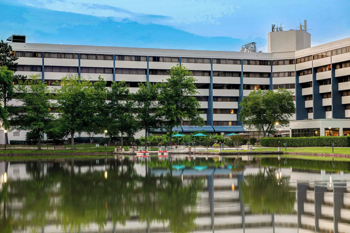 Image of DoubleTree Suites by Hilton Raleigh - Durham