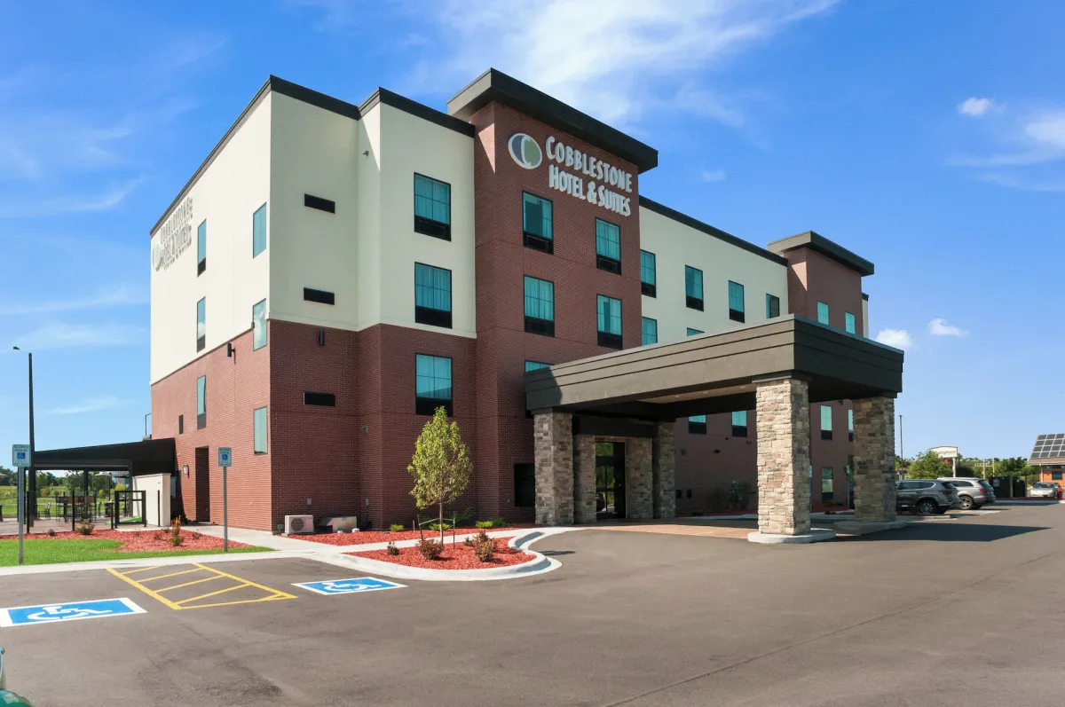 Image of Cobblestone Hotel & Suites Appleton International Airport