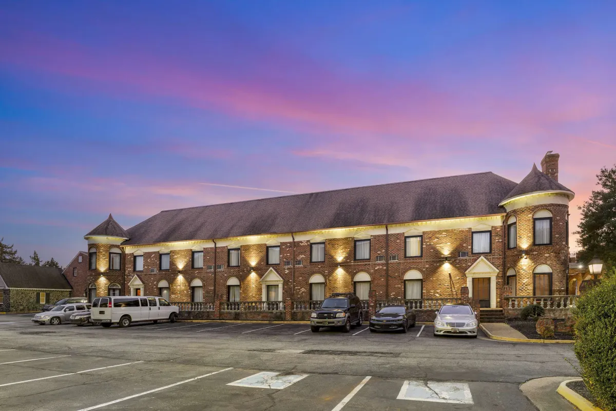 Image of Best Western PLUS Governor's Inn Richmond
