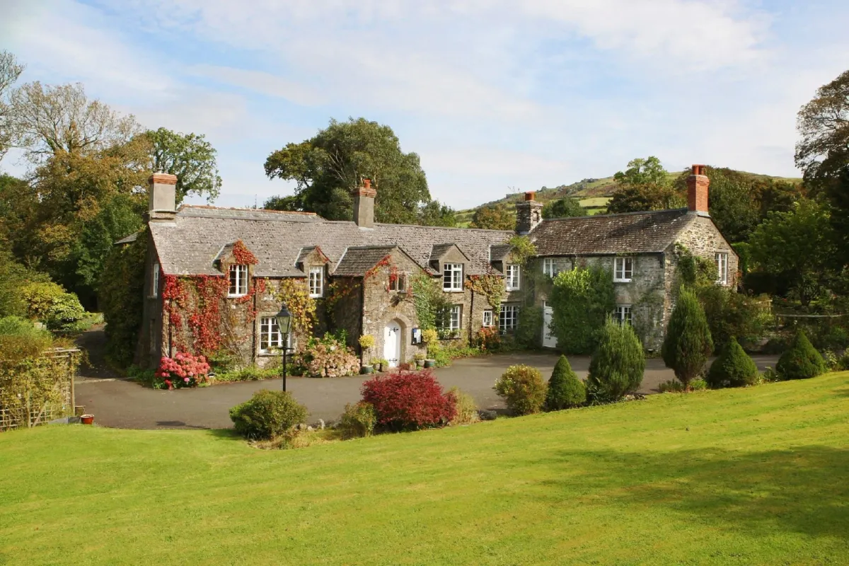Image of Collaven Manor