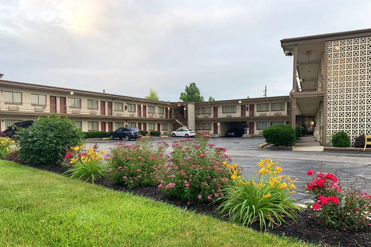 Image of Campus Inn