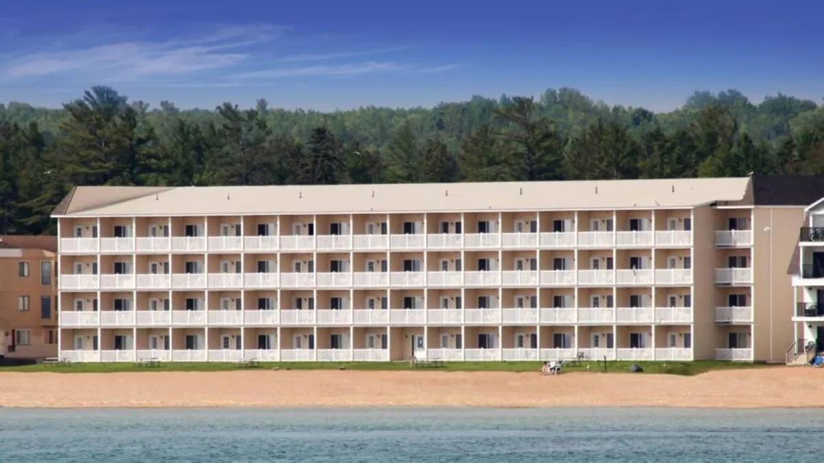 Image of Mackinaw Beach and Bay Inn & Suites