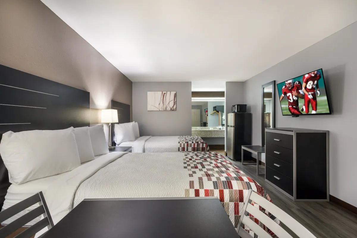 Image of Red Roof Inn & Suites Athens, AL