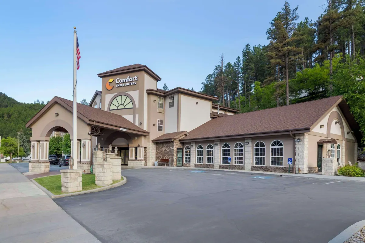 Image of Comfort Inn & Suites Mt Rushmore