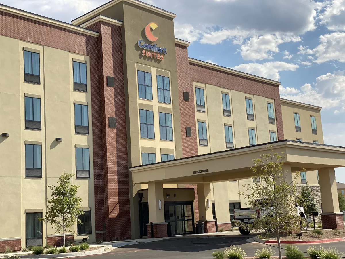Image of Comfort Suites Midland West