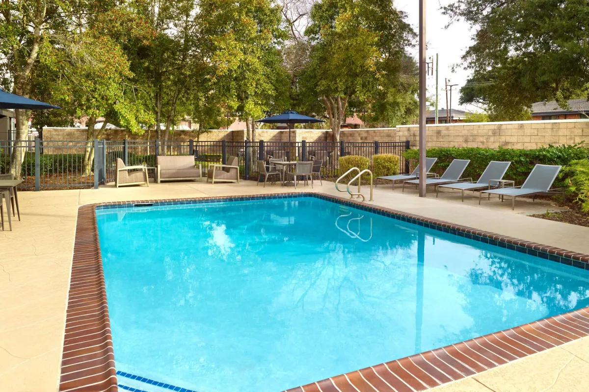 Image of Courtyard by Marriott New Orleans Metairie