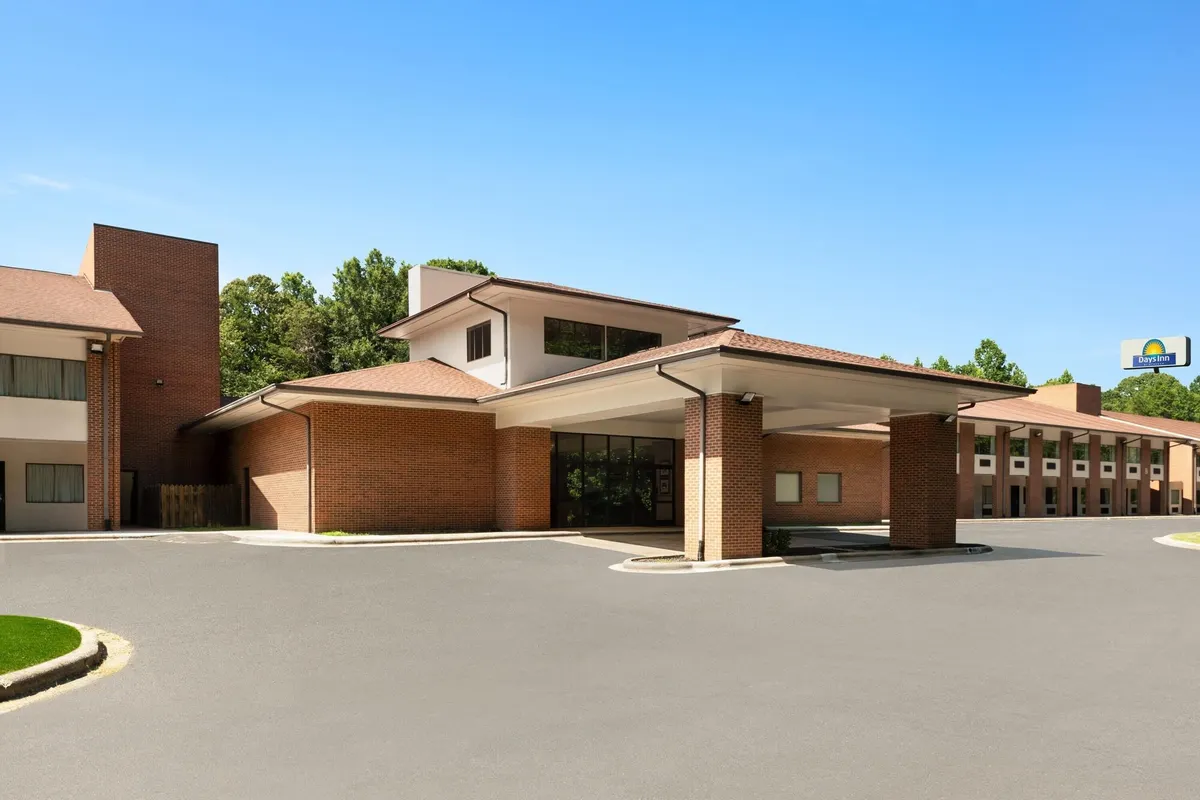 Image of Days Inn by Wyndham Lexington