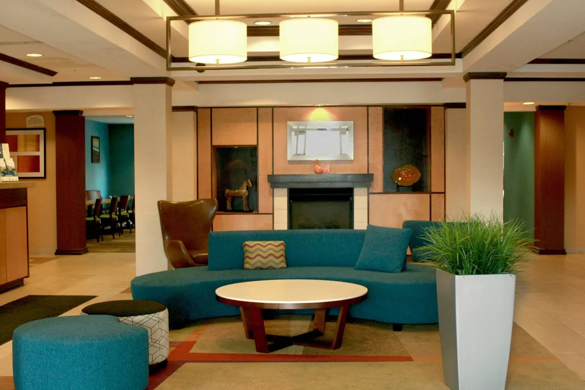 Image of Fairfield Inn & Suites by Marriott Fairmont