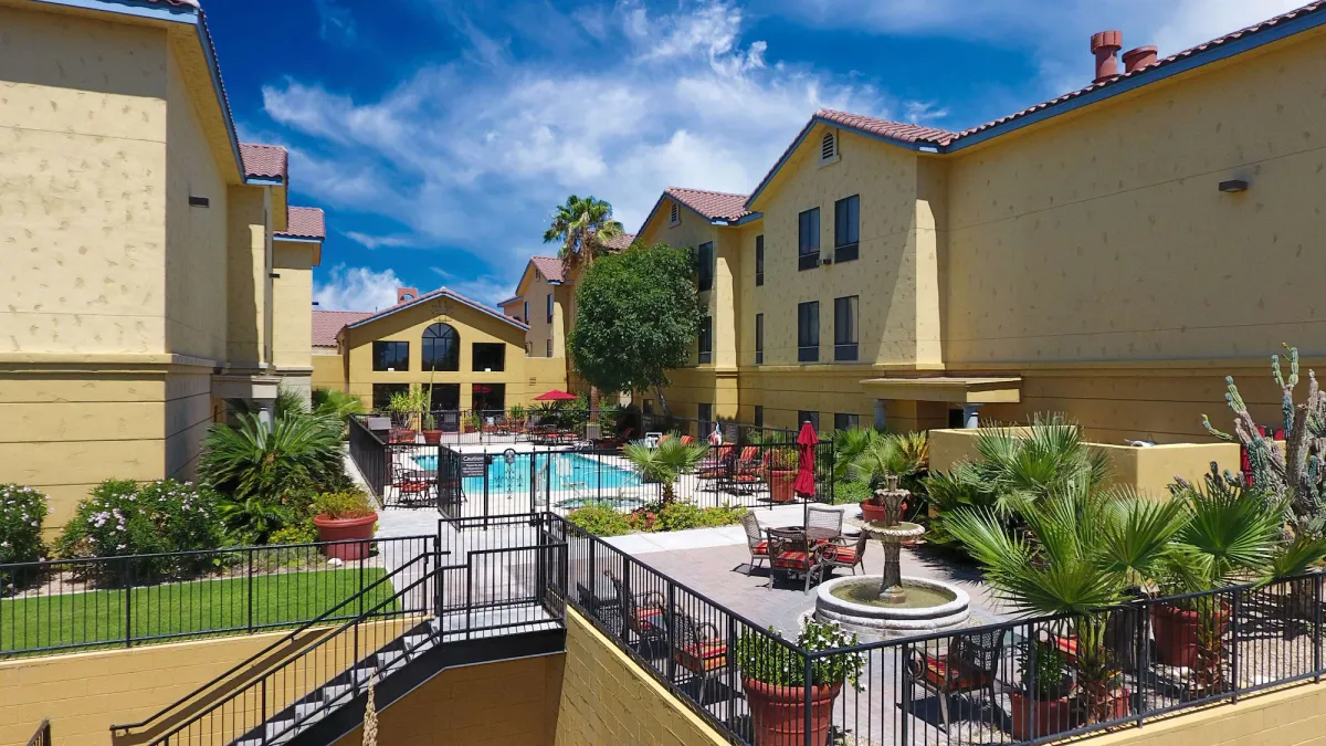 Image of Hampton Inn & Suites Tucson-Mall