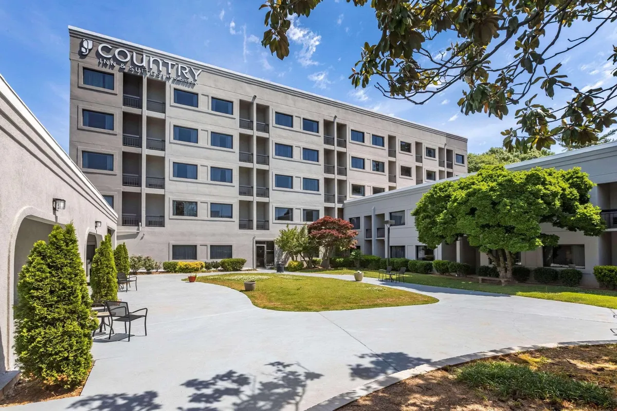 Image of Country Inn & Suites by Radisson, Atlanta Downtown