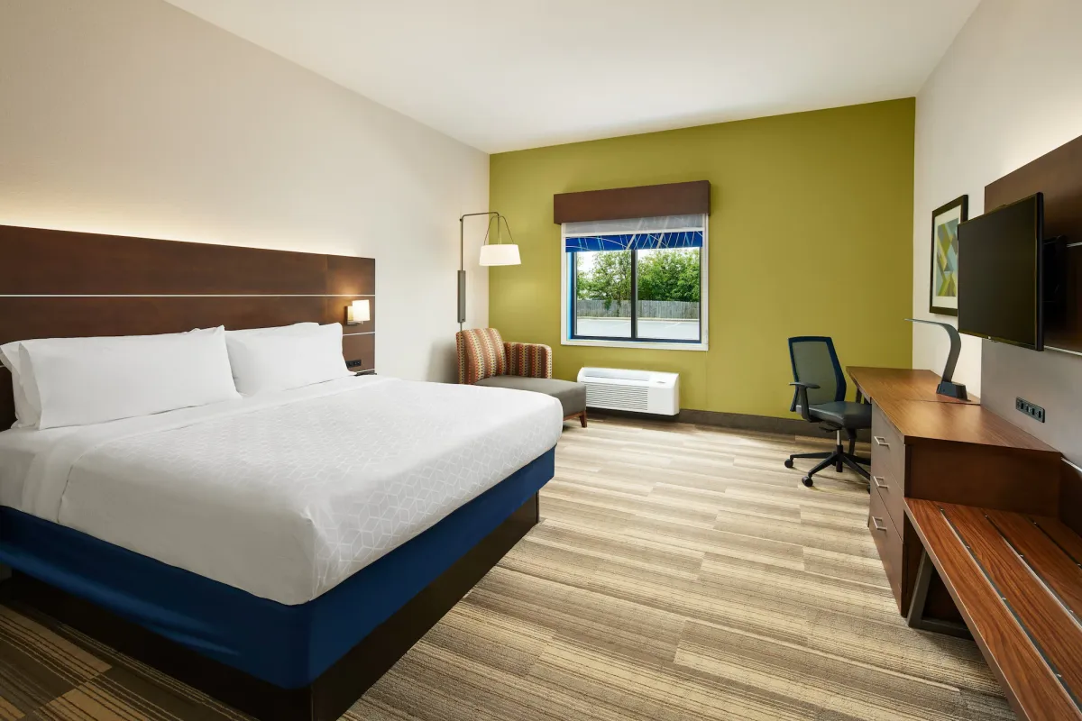 Image of Holiday Inn Express Hotel & Suites Panama City-Tyndall by IHG