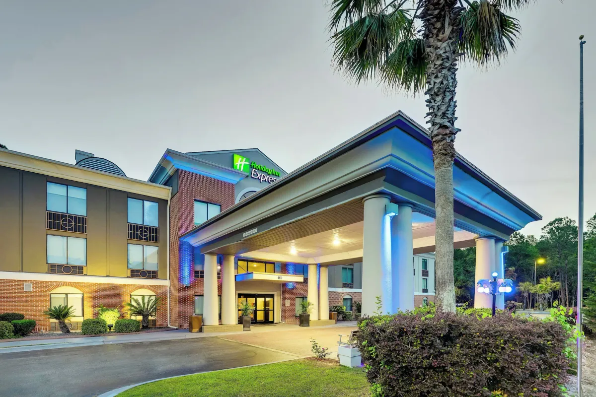 Image of Holiday Inn Express Hotel & Suites Hinesville by IHG