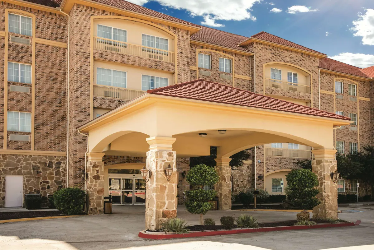 Image of Baymont by Wyndham Dallas South-DeSoto