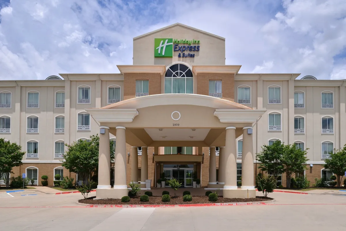 Image of Holiday Inn Express Hotel & Suites Sherman Highway 75 by IHG