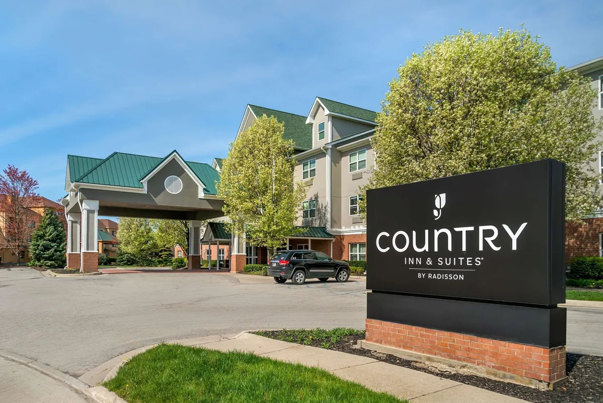 Image of Country Inn & Suites by Radisson, Rossford - Toledo South