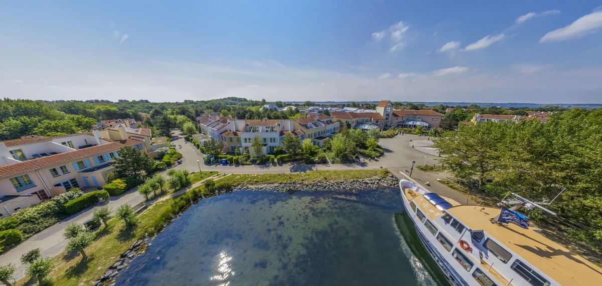 Image of Center Parcs Port Zélande beach