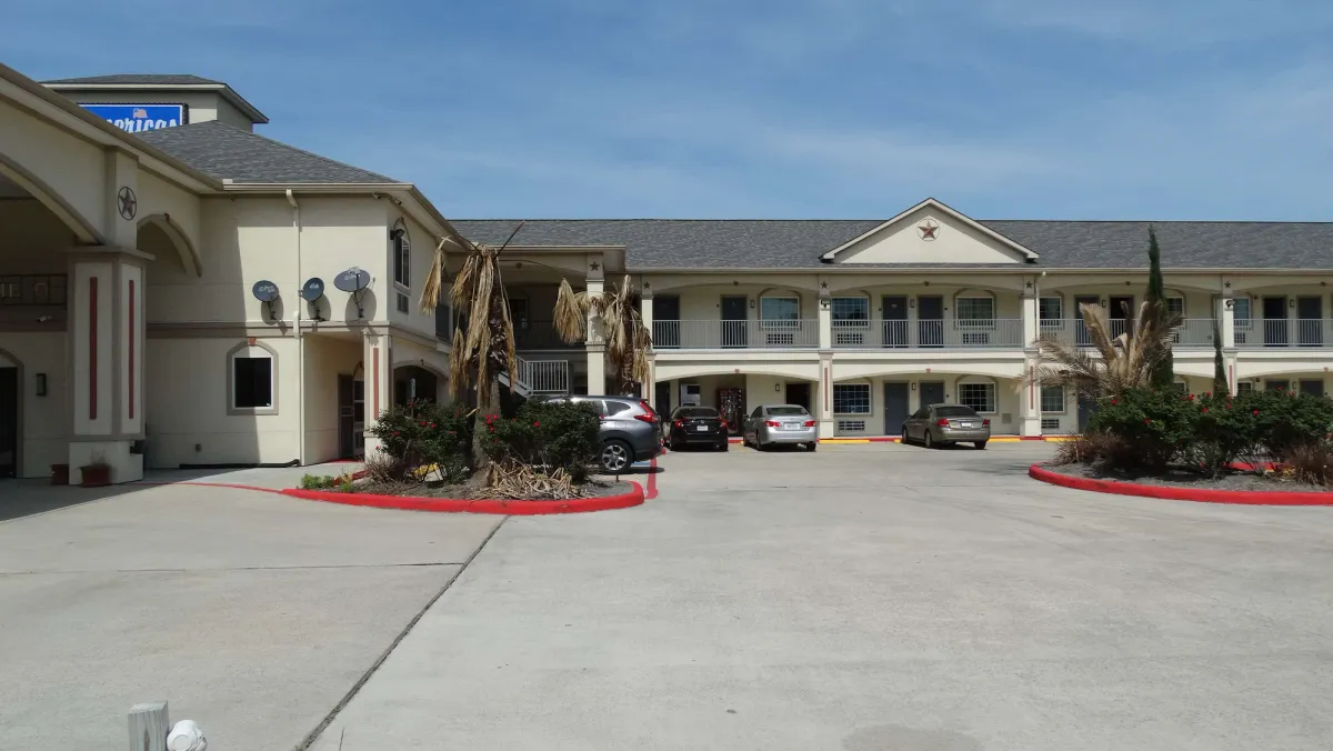 Image of Motel 6 Houston, TX – Willowbrook Mall