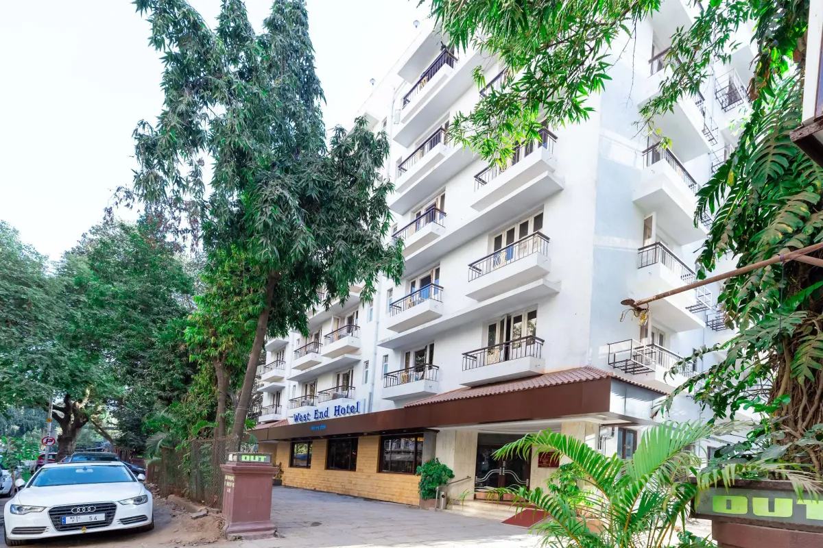 Image of West End Hotel Opp Bombay Hospital