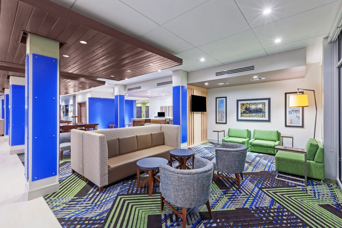 Image of Holiday Inn Express and Suites Chanute by IHG