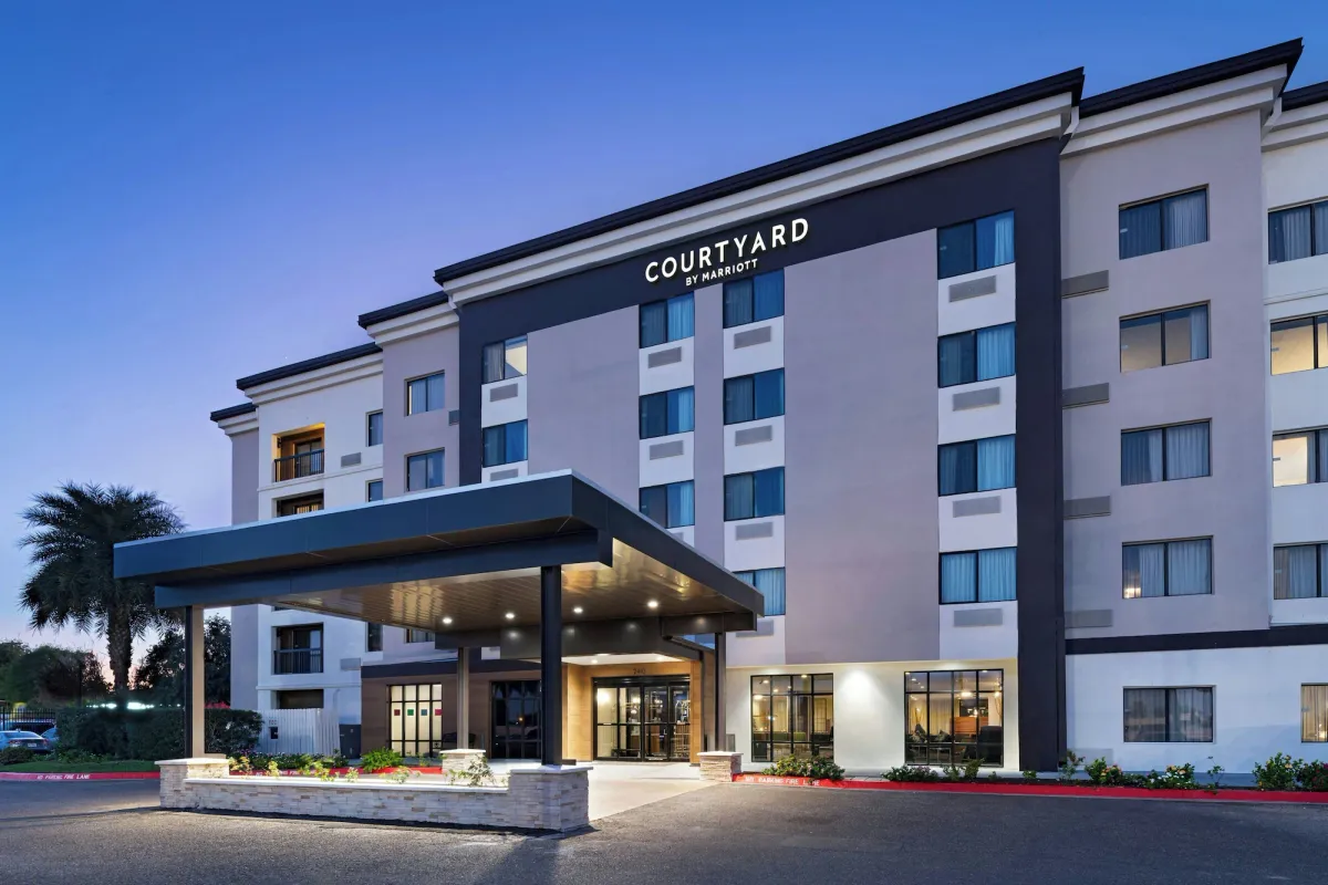 Image of Courtyard Laredo