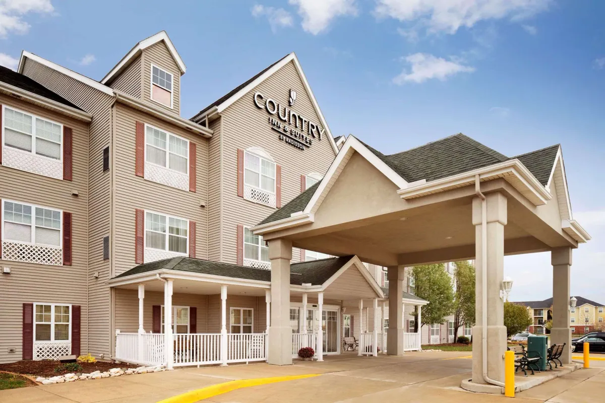 Image of Country Inn & Suites by Radisson, Champaign North, IL