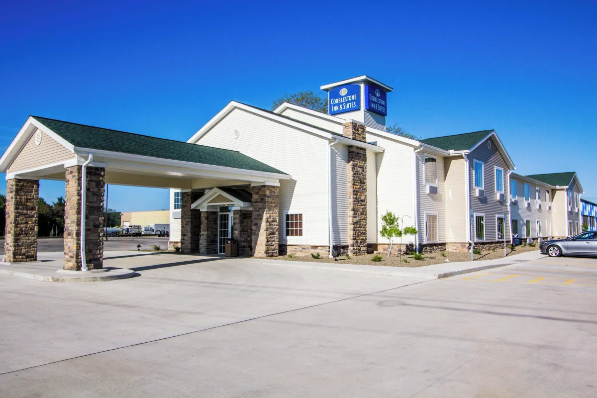 Image of Cobblestone Inn & Suites - Corry