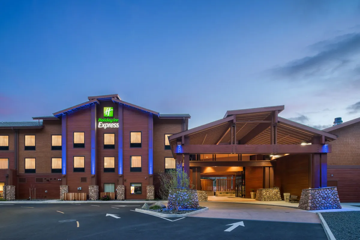 Image of Holiday Inn Express Klamath - Redwood Ntl Pk Area by IHG