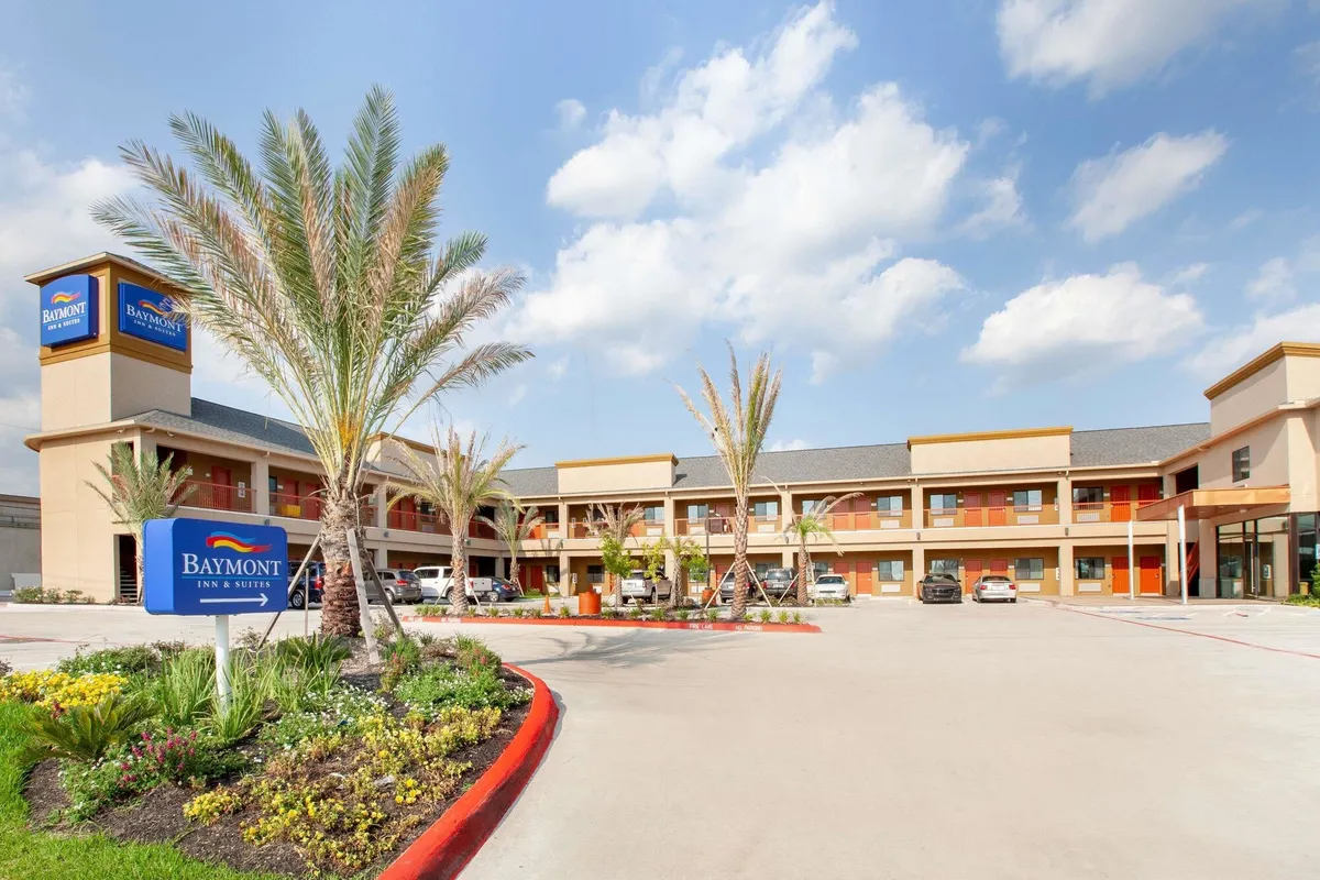 Image of Baymont by Wyndham Houston Hobby Airport