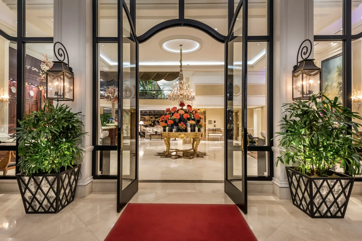 Image of Beverly Hills Plaza Hotel & Spa