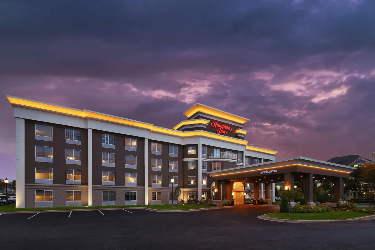 Image of Hampton Inn Holland