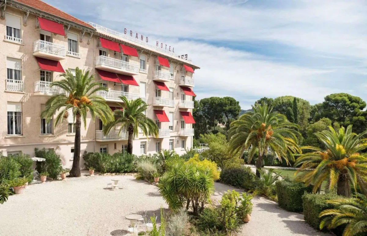 Image of Grand Hotel Des Lecques; BW Signature Collection