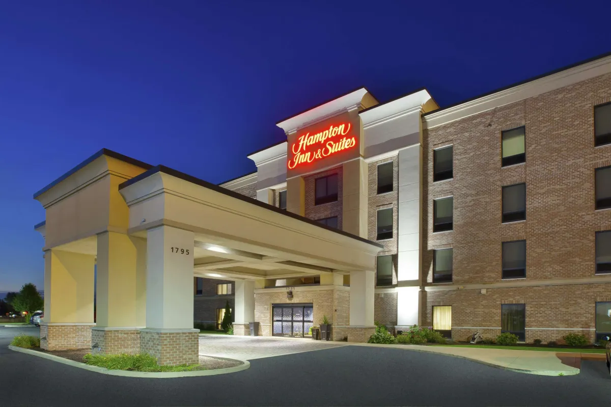 Image of Hampton Inn & Suites Elyria