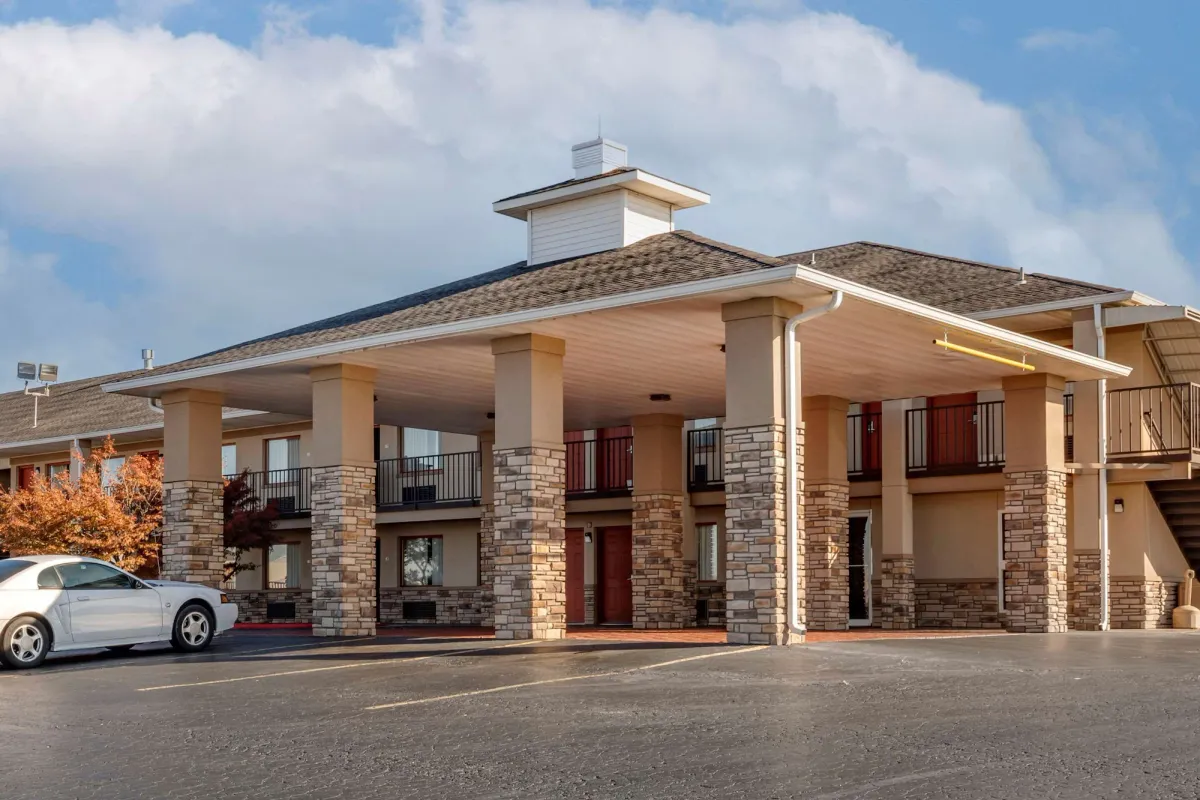 Image of Quality Inn Russellville I-40