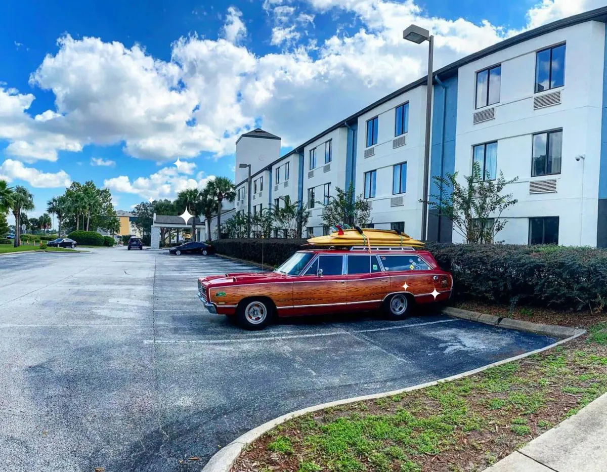 Image of Destiny Palms Hotel Maingate West