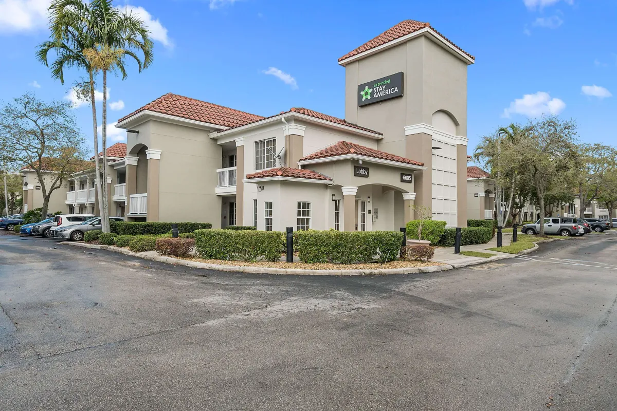 Image of Extended Stay America Suites - Miami - Airport - Blue Lagoon