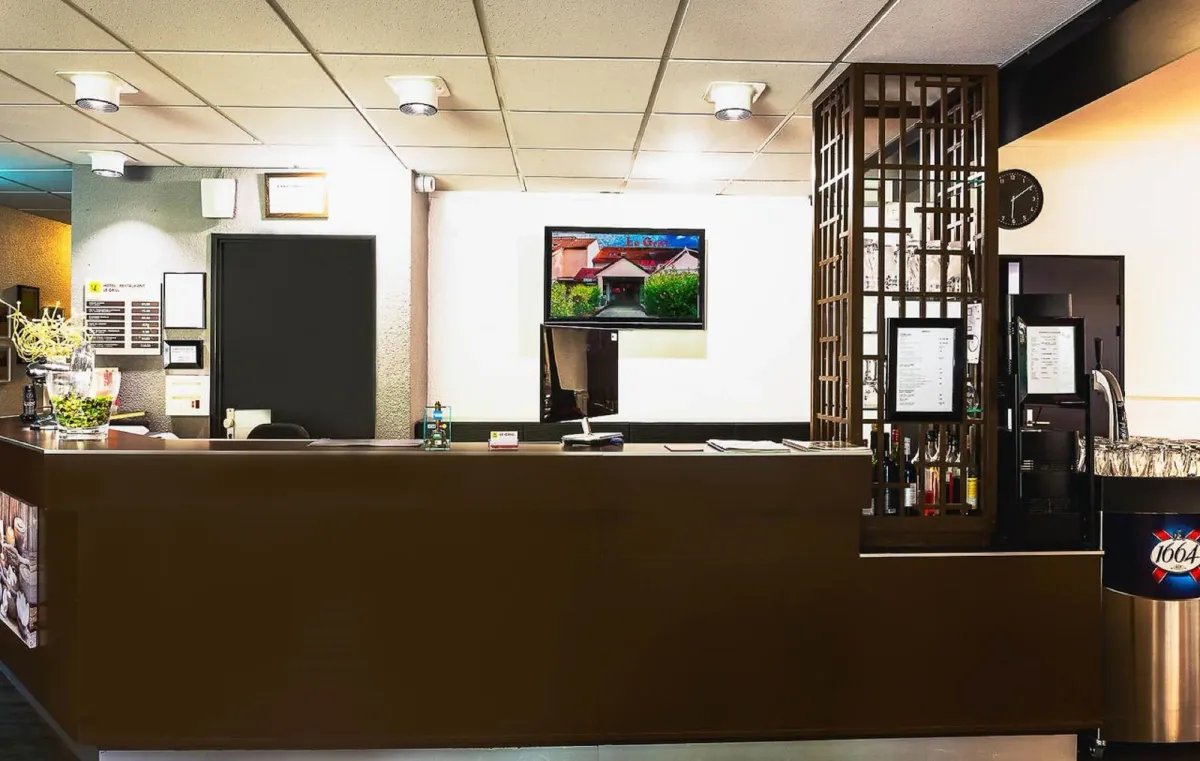 Image of Logis Hotel Lons-le-Saunier - Restaurant Le Grill