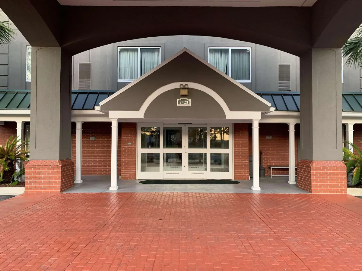 Image of Country Inn & Suites By Radisson, Charleston North, SC