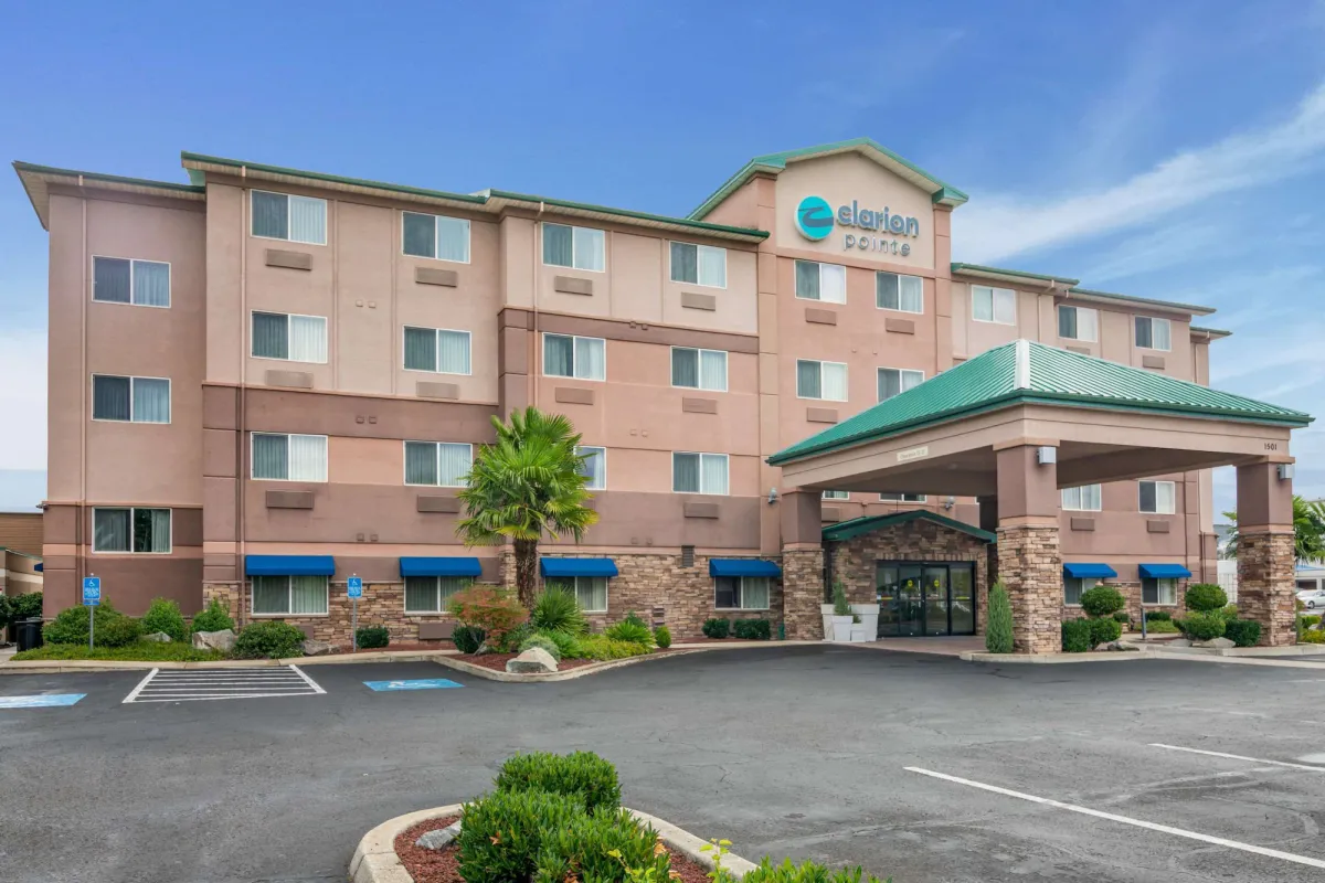 Image of Clarion Pointe Medford