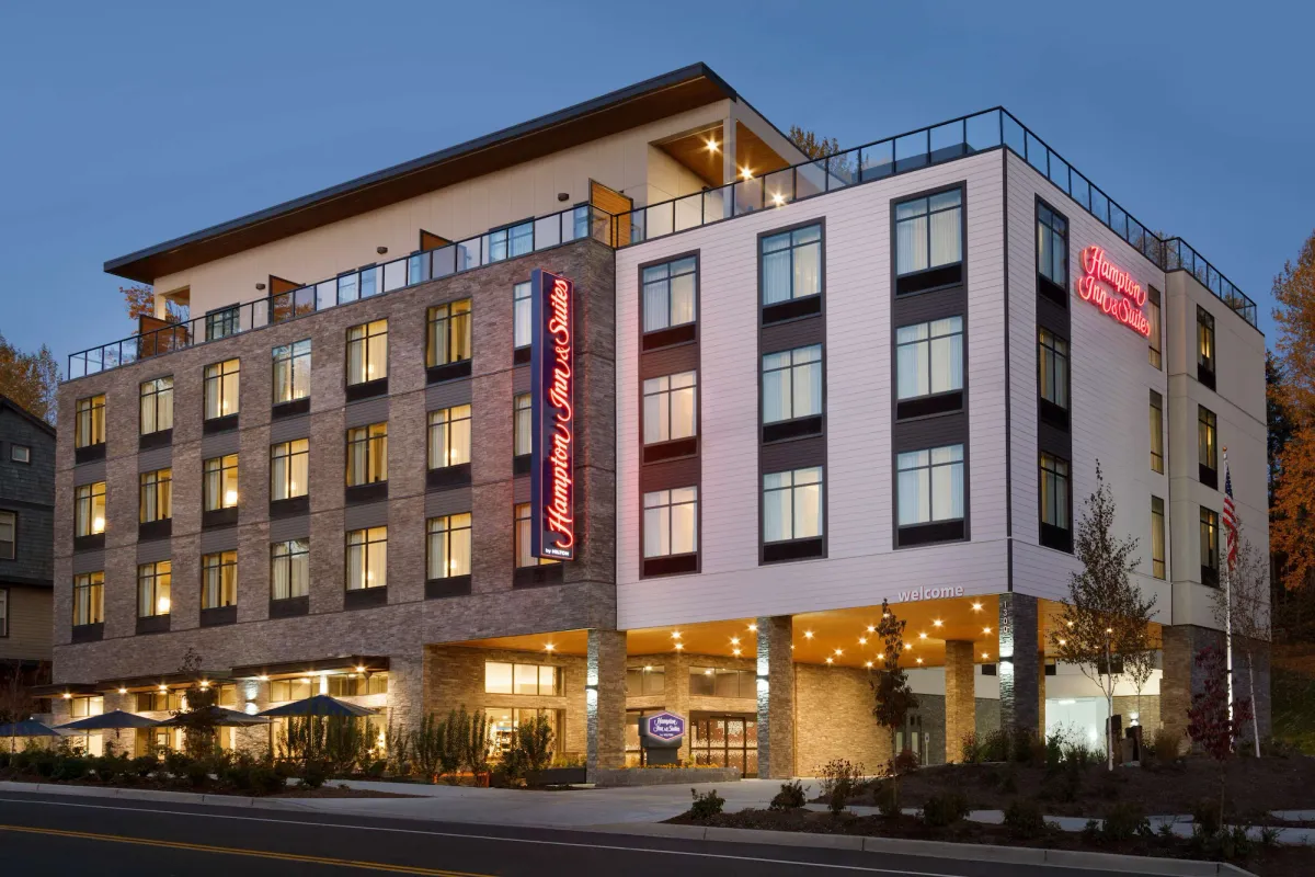 Image of Hampton Inn & Suites Seattle/Renton