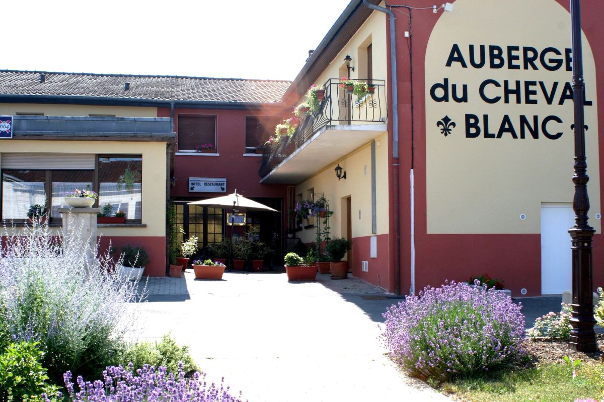 Image of LOGIS Hotel Restaurant Auberge Du Cheval Blanc
