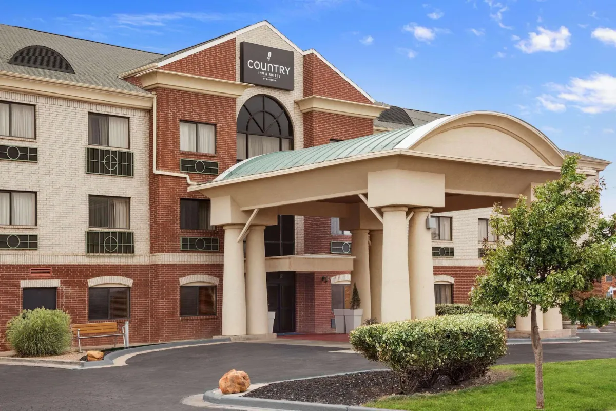 Image of Country Inn & Suites by Radisson, Lubbock, TX
