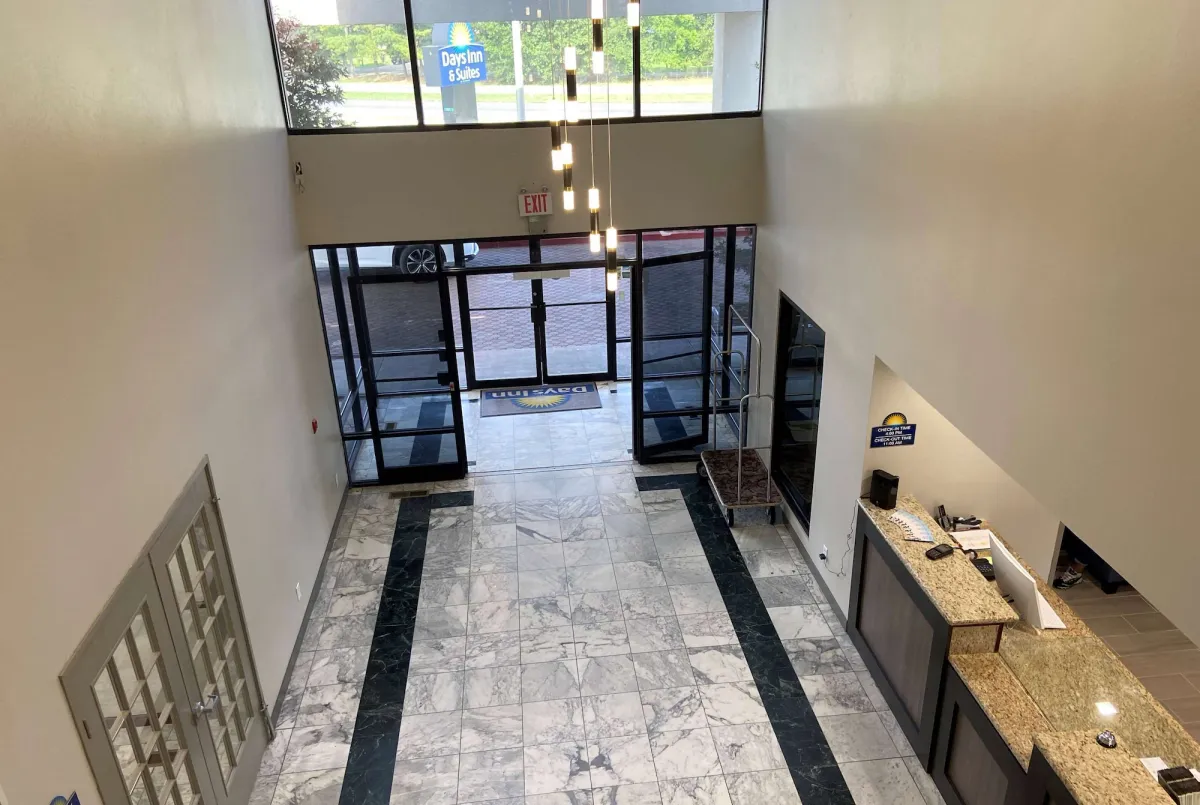 Image of Days Inn & Suites by Wyndham Tahlequah