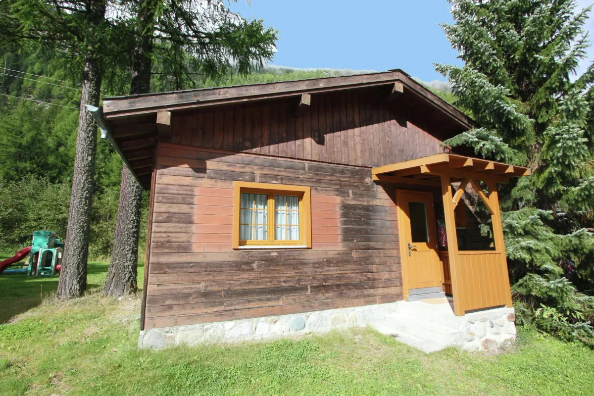 Image of Cozy Chalet in Meiggerli With Garden