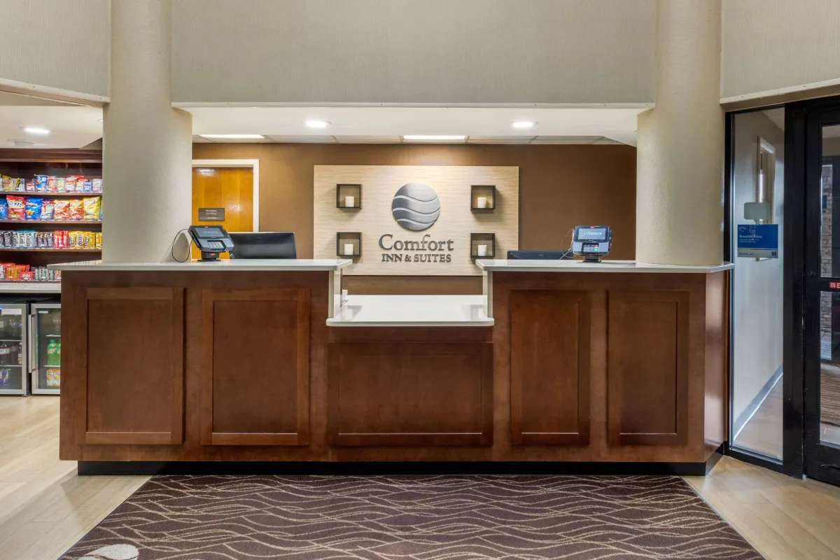 Image of Comfort Inn & Suites Hamilton Place