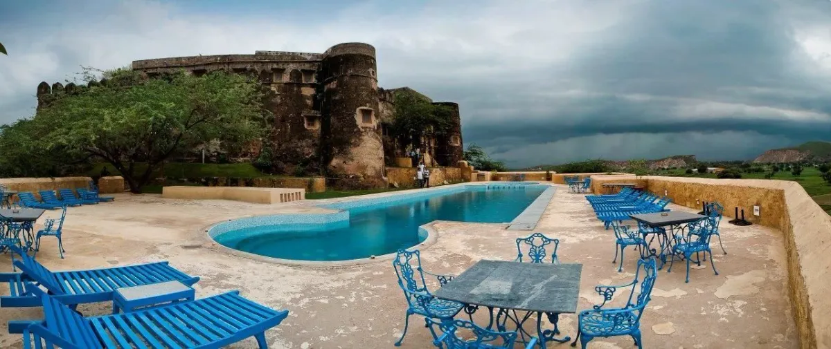 Image of Neemrana's - Hill Fort - Kesroli