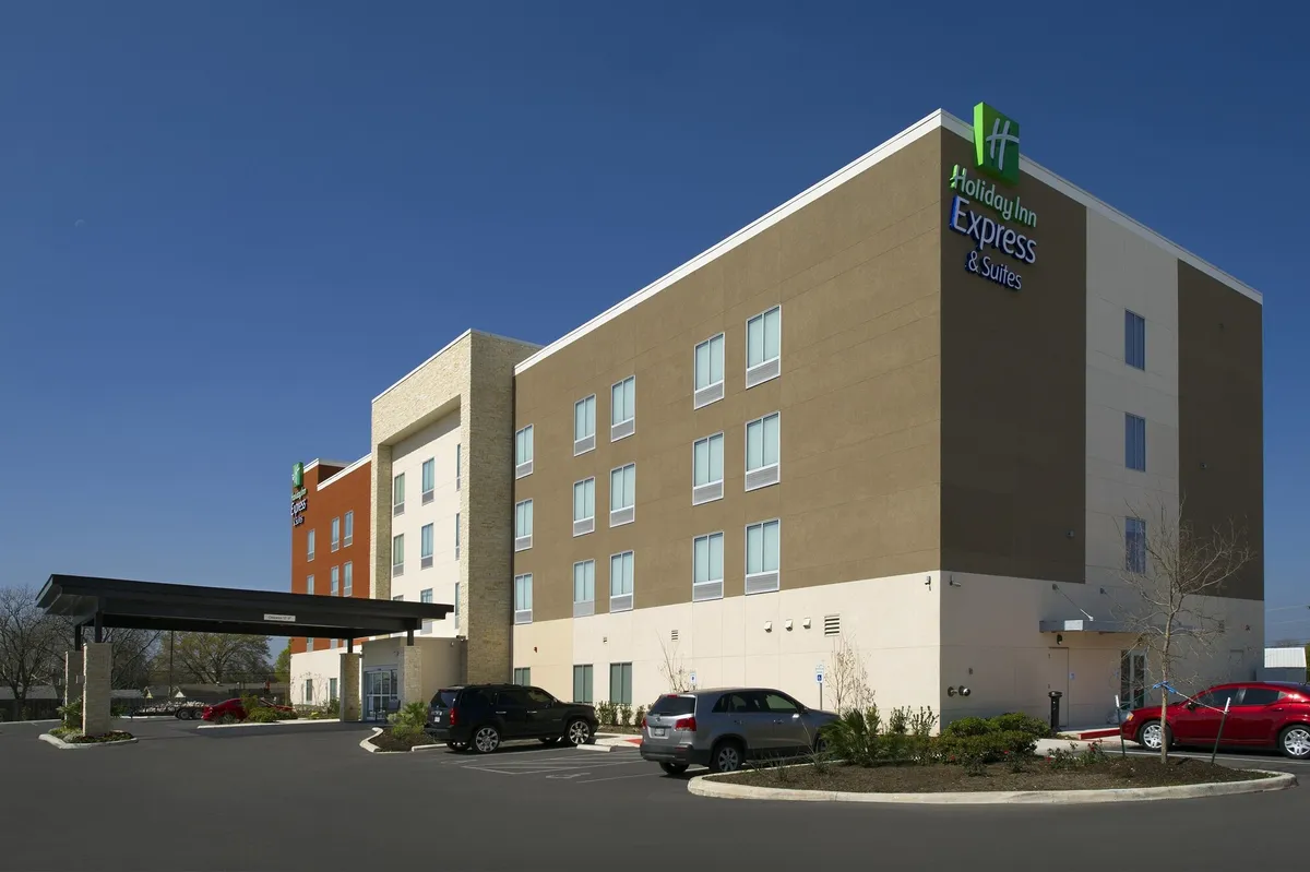Image of Holiday Inn Express & Suites New Braunfels by IHG