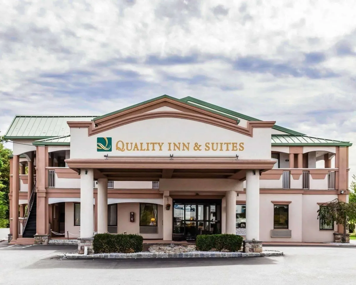 Image of Quality Inn & Suites Quakertown-Allentown
